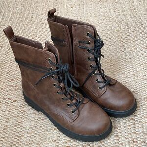 SO Combat Boots Size 8